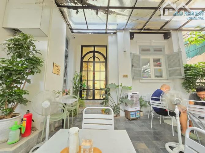 Hiếm! Bán nhà mặt phố Xuân Thủy, Cầu Giấy, vỉa hè 6m, đường lớn,Lô Góc, KD Vip,110m2 MT 5m - 1