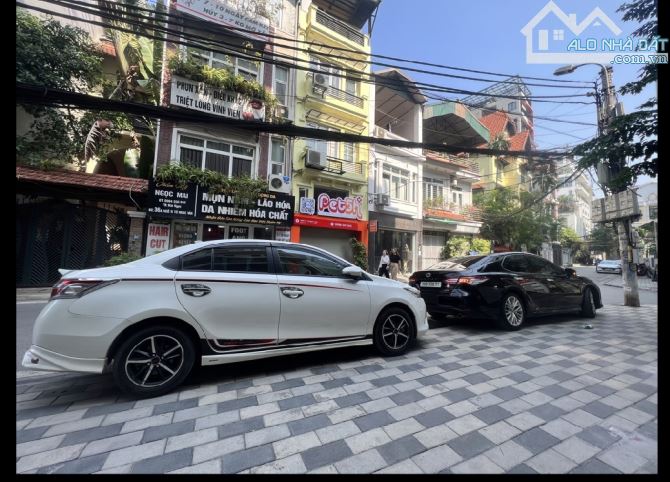 Đất Tô Ngọc Vân - Tây Hồ phân lô, vỉa hè, xe tải tránh gần Hồ Tây 98m2, MT 7.5m. 47.5 tỷ - 2