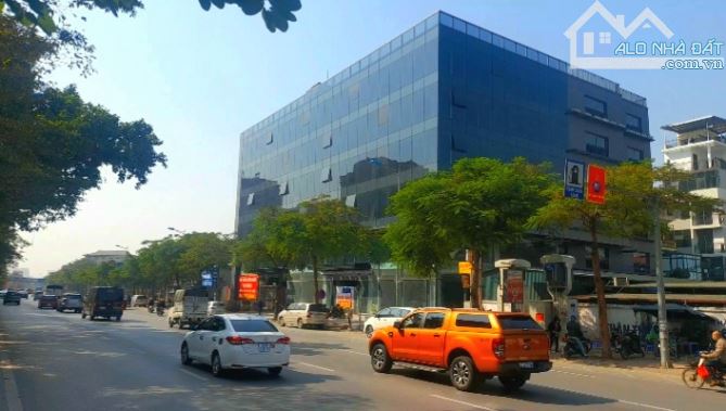 Tôi cho thuê sàn KINH DOANH, VĂN PHÒNG diện tích 1000m2 tại LẠC LONG QUÂN,  TÂY HỒ,