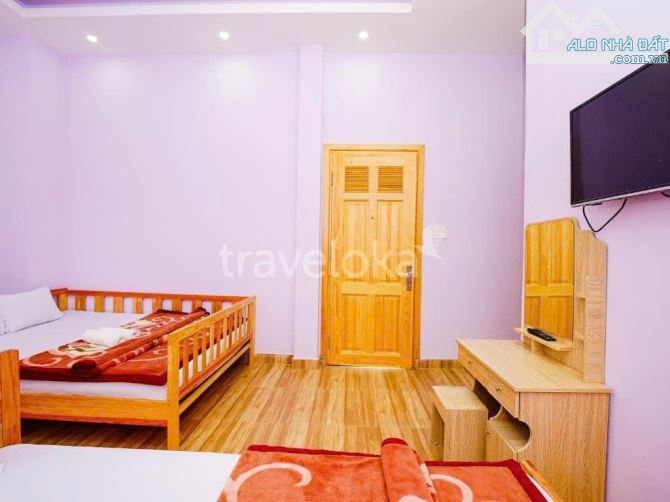 HOMESTAY 3 TẦNG, CÁCH CHỢ ĐÀ LẠT 900M, CÓ 9 PHÒNG, 90M2 NGANG 6,5M ĐÃ HOÀN CÔNG GIÁ 7.5 TỶ - 2