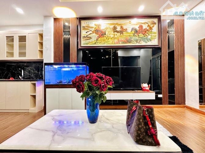BÁN NHÀ ĐẸP KIM NGƯU 25M - 4 TẦNG - NHÀ ĐẸP Ở NGAY - 2
