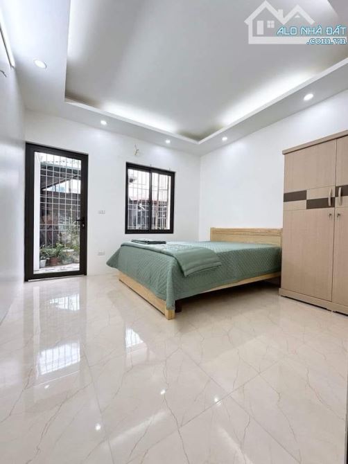 CẦN BÁN GẤP Nhà 5 tầng, 47m², vị trí vàng Cổ Điển A - Tứ Hiệp, gần ô tô tránh ! - 2