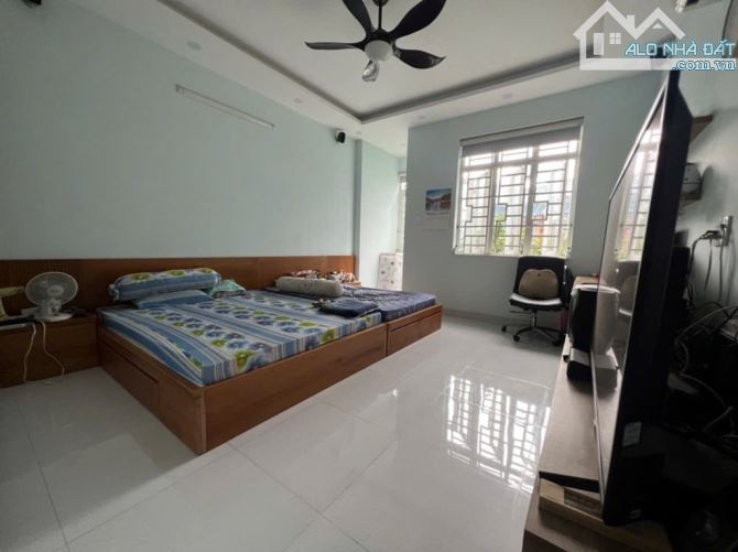 Hẻm 5M 1 Trục, 4,2m x 11m: 4 Tầng, Nguyễn Thái Sơn, Phường 5, Gò Vấp, 7 Tỷ - 2