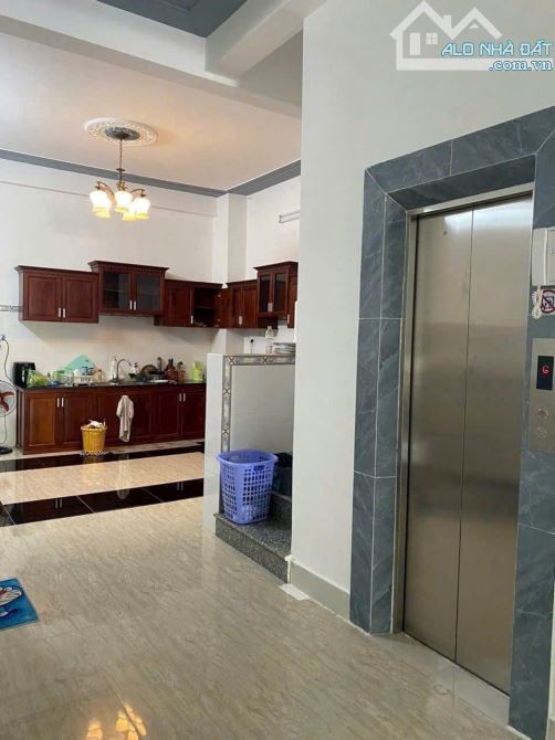 Cặp nhà 4 lầu mặt tiền Võ Nguyên Giáp, Q.Cái Răng, Cần Thơ - 25 tỷ - 2