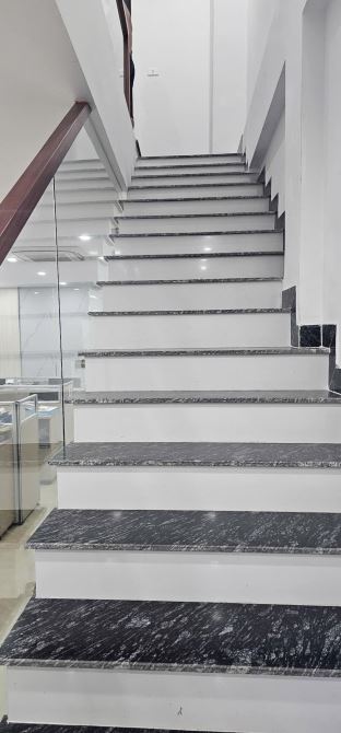 SIÊU MẪU PHÂN LÔ, Ô TÔ TRÁNH, KD SẦM UẤT, KĐT LA KHÊ, HÀ ĐÔNG, DT 83M2, MT 5M, 5 TẦNG - 3