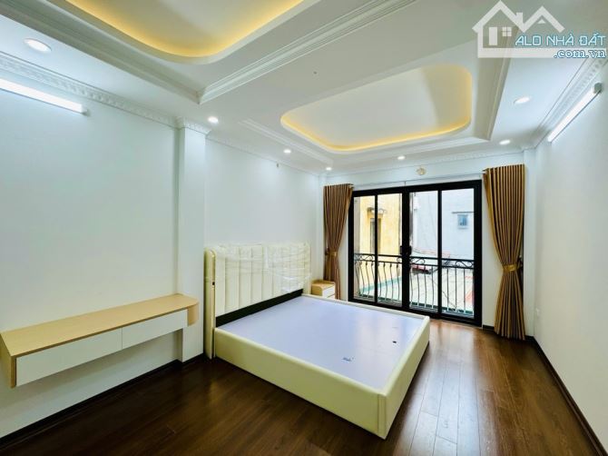 Dương Văn Bé cạnh Times city nhà đẹp long lanh 3pn 33m2 nội thất nhập khẩu - 3