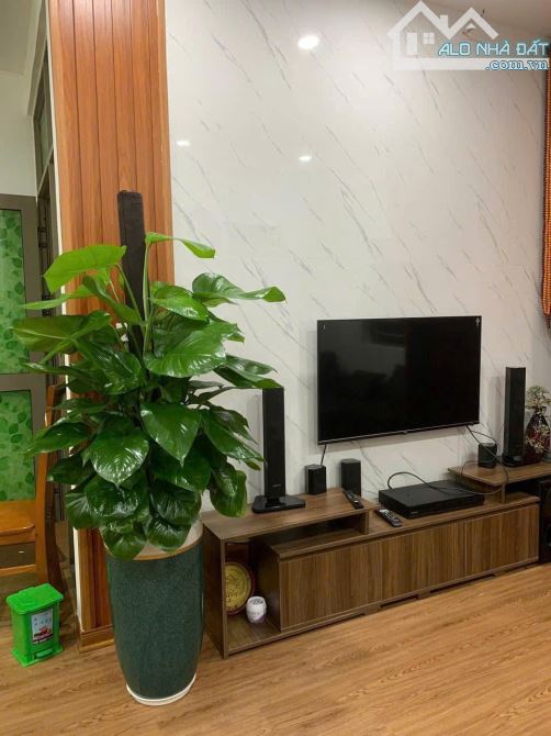 Bán Gấp Căn Hộ Căn Góc Tòa A Chung Cư Sông Nhuệ Hà Đông 76m2 T20 3PN 2Vs Full Nội Thất - 3