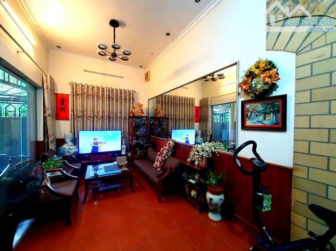 Nhà Nguyễn Trãi,Thanh Xuân,oto tránh,3 thoáng,cạnh Royal City,dân xây,65m2 mt 5,5m,20 tỷ - 3