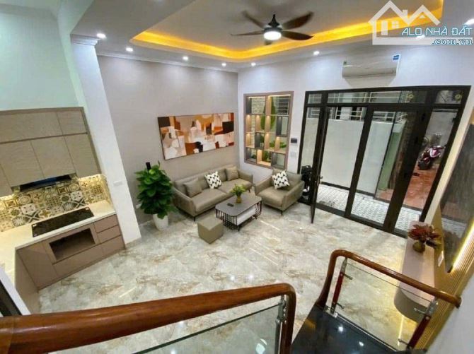 BÁN NHÀ MỚI ĐẸP TÂY HỒ 5 TẦNG TẶNG FULL NỘI THẤT GIÁP BA ĐÌNH HOÀN KIẾM HƠN 8 TỶ - 3