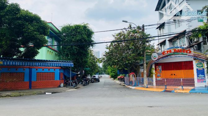 Bán đất đường 47 Nguyễn Duy Trinh kdc 10 mẫu Quận 2 cũ gần chợ (200m2) 100 tr/m2 - 3