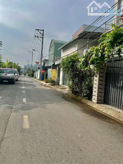 NHÀ 1 TRỆT 1 LẦU GẦN CHỢ LONG TRƯỜNG, GIÁ 3,75 TỶ/59M2 - 4