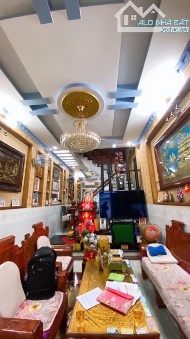 HIẾM CHỈ 8TỶ NHÀ ĐẸP 5 TẦNG HXH THÔNG TIỆN KINH DOANH NGAY EMART PHẦN HUY ÍCH P13 GÒ VẤP - 4