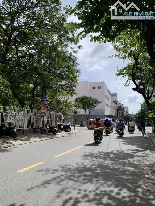 BÁN NHÀ 4 TẦNG - GÓC 2 MẶT TIỀN KINH DOANH PHAN THANH BÊN ĐẠI HỌC DUY TÂN - DT 46TR/ THÁNG - 5