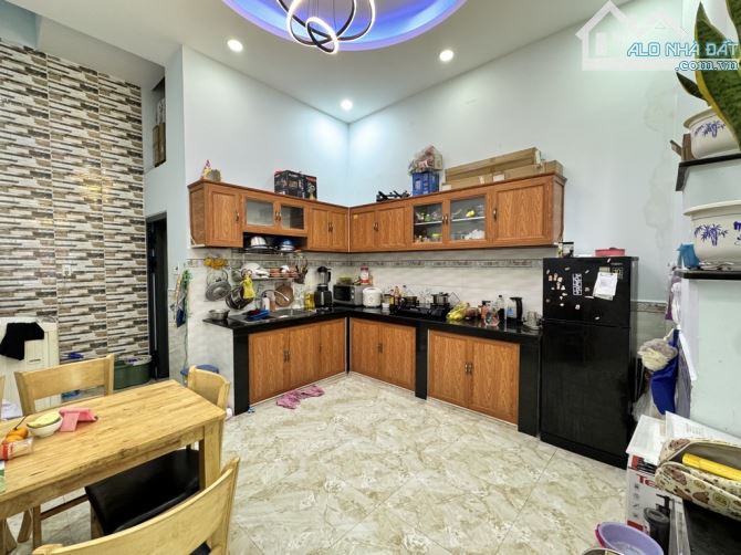 CẦN BÁN GẤP NHÀ ĐẸP ĐƯỜNG NGUYỄN TƯ GIẢN, Q. GÒ VẤP DT 60M GIÁ CHỈ 6 TỶ - 5