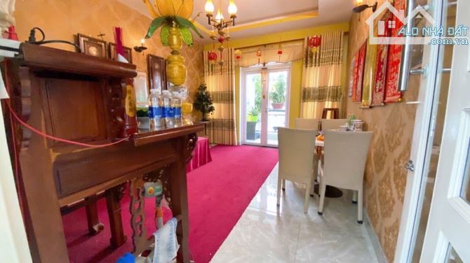 HIẾM CHỈ 8TỶ NHÀ ĐẸP 5 TẦNG HXH THÔNG TIỆN KINH DOANH NGAY EMART PHẦN HUY ÍCH P13 GÒ VẤP - 5