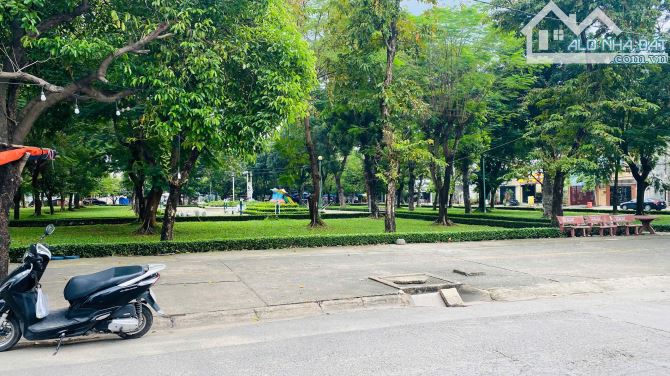 Bán đất đường 47 Nguyễn Duy Trinh kdc 10 mẫu Quận 2 cũ gần chợ (200m2) 100 tr/m2 - 6