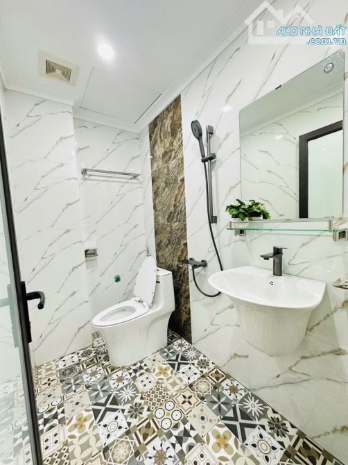 Siêu phẩm Thịnh Quang, full nội thất, ngõ rộng, không quy hoạch, chào 8 tỷ 5 - 7