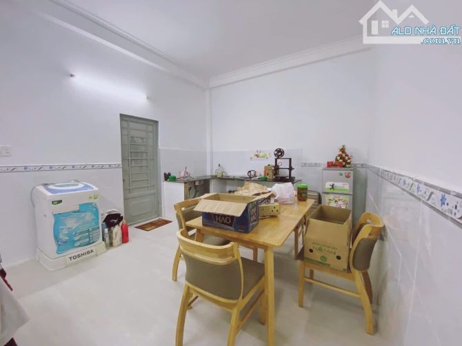 BÌNH THẠNH - NGANG HIẾM 5M - Ô TÔ VÀO NHÀ - 100M2 - VUÔNG A4 - CHỈ 9.X TỶ - 7