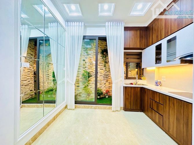 Siêu phẩm Thịnh Quang, full nội thất, ngõ rộng, không quy hoạch, chào 8 tỷ 5 - 8