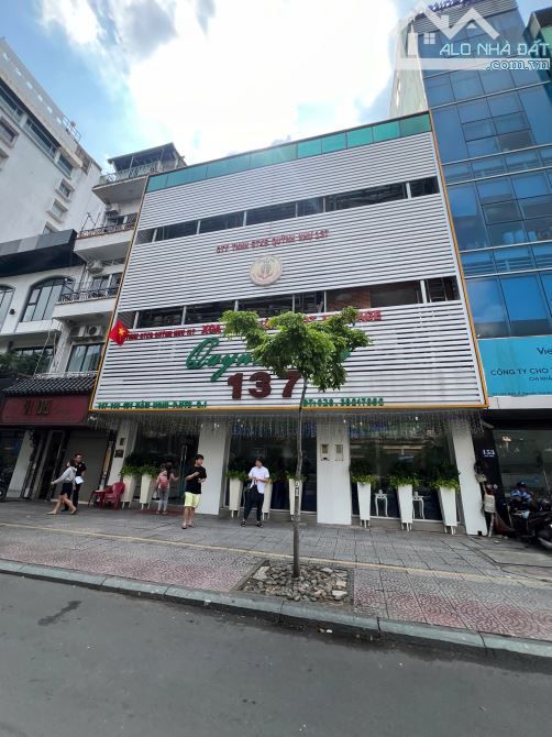 Bán nhà mặt tiền Nguyễn Cư Trinh, Quận 1 - NH 22x17m, 3 Tầng, HĐT 115tr/th - 95 tỷ