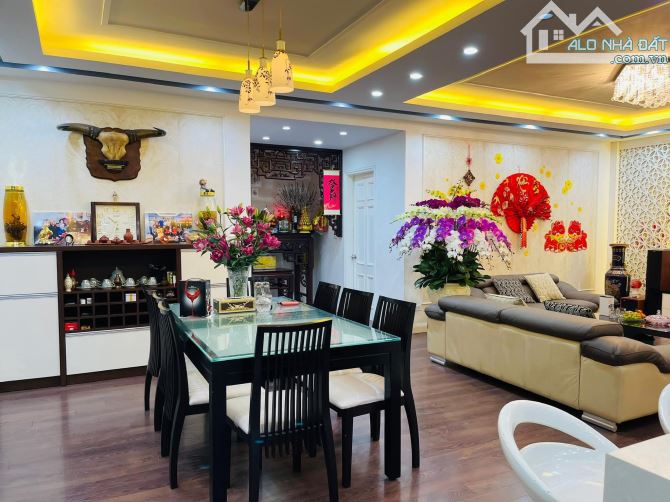 BÁN CĂN HỘ CAO CẤP N05 HOÀNG ĐẠO THÚY - 181M² - FULL NỘI THẤT GIÁ 12.6 TỶ