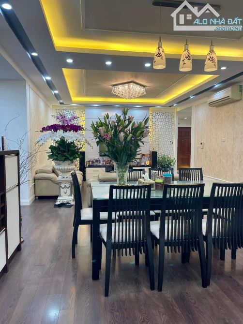 BÁN CĂN HỘ CAO CẤP N05 HOÀNG ĐẠO THÚY - 181M² - FULL NỘI THẤT GIÁ 12.6 TỶ - 4