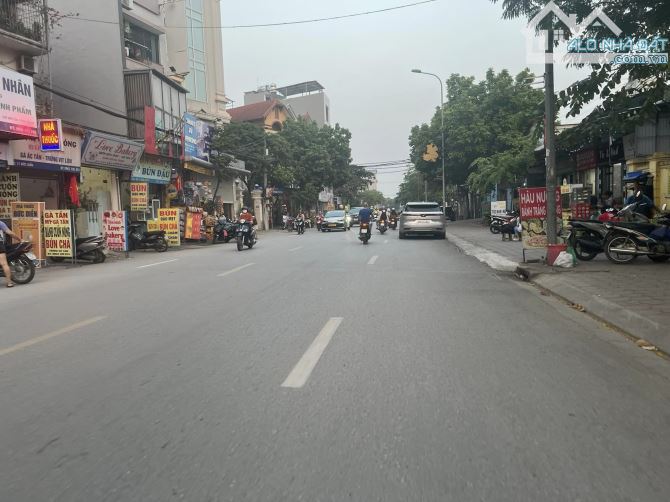 ĐẤT VÀNG MẶT PHỐ VIEW HỒ - 152M2 - MT 8M - XÂY TOÀ VĂN PHÒNG 10 TẦNG