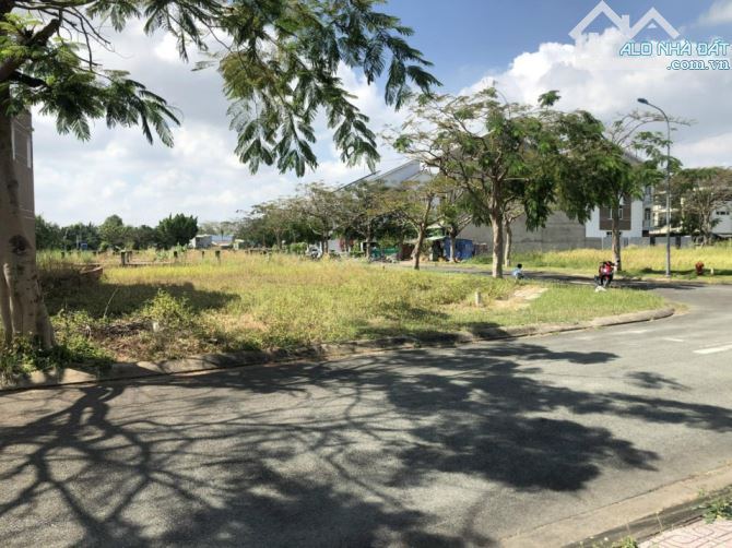 Bán một số nền nhà phố, biệt thự, lô góc giá tốt tại dự án Topia Khang Điền, P.Phú Hữu, Q9 - 1