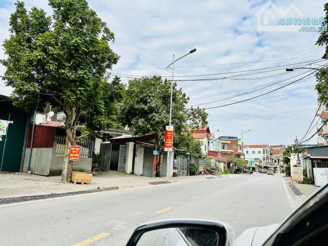 Mặt đường huyện Phó Đức Chính 80m đất Hoà Bình ngay giữa ngã 5 đường Đông Tây 2 chỉ 4.X tỷ - 1