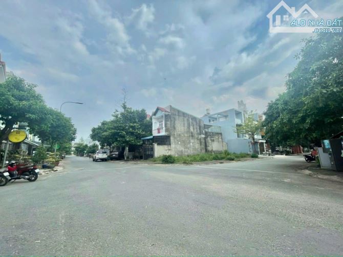 Bán đất biệt thự đường Châu Văn Lồng, phường Long Bình Tân, sổ hồng thổ cư 100% - 2