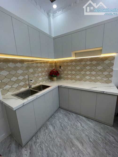 🏡 Bán Nhà Trệt Lầu 3 P.Ngủ, DT 55m2 Giá 2.25 Tỷ - Nhà Sổ Hồng - 2