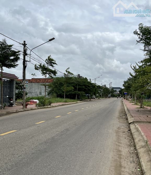 CẦN BÁN LÔ ĐẤT TRUNG TÂM XÃ NHƠN KHÁNH - 153.5m2 ngang 7m - 2