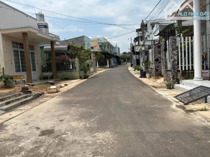 BÁN GẤP LÔ ĐẤT BIỆT THƯ GẦN TRƯỜNG LÊ THÁNH TÔNG 1407M2 CÓ SẴN 150M2 THỔ CƯ 1TY650 - 2