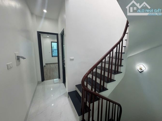 SIÊU PHẨM PHỐ TẢN ĐÀ 30M2, 5 TẦNG, FULL NỘI THẤT, Ô TÔ, CÁCH 1 NHÀ RA PHỐ, GIÁ HƠN 6 TỶ - 2