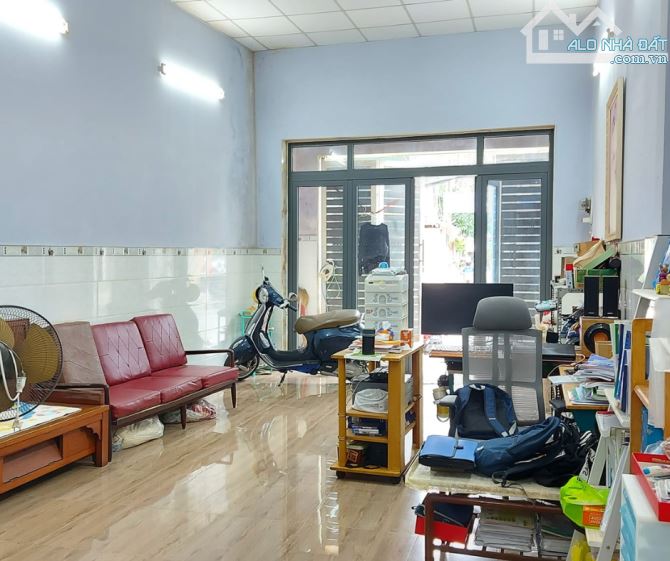 Bán nhà mặt tiền Tạ Quang Bửu, Dương Bá Trạc, Quận 8, 90m2, ngang 4.5m, nhỉnh 7 tỷ. - 2