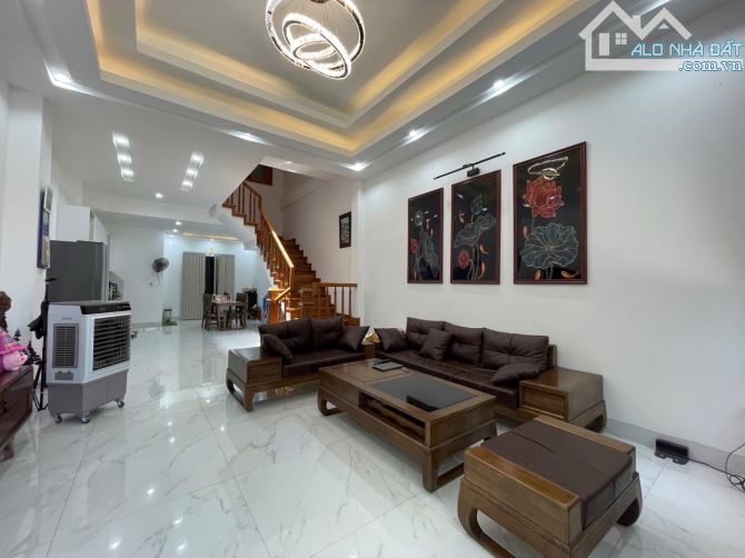 NHÀ ĐẸP 3 TẦNG MẶT TIỀN ĐƯỜNG CHÍNH ĐẶNG HUY TRỨ, PHƯỜNG PHƯỚC VĨNH, TP HUẾ 🏘️🏘️ - 2