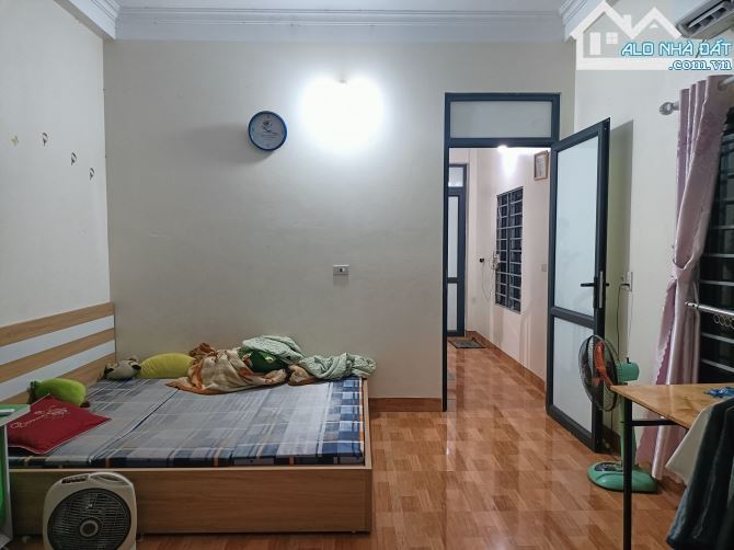 Nhà mặt phố rẻ nhất Đại Linh Đại Mỗ 45m, lô góc, giá nhỉnh 10 tỷ, KD đỉnh, sổ đỏ chính chủ - 2