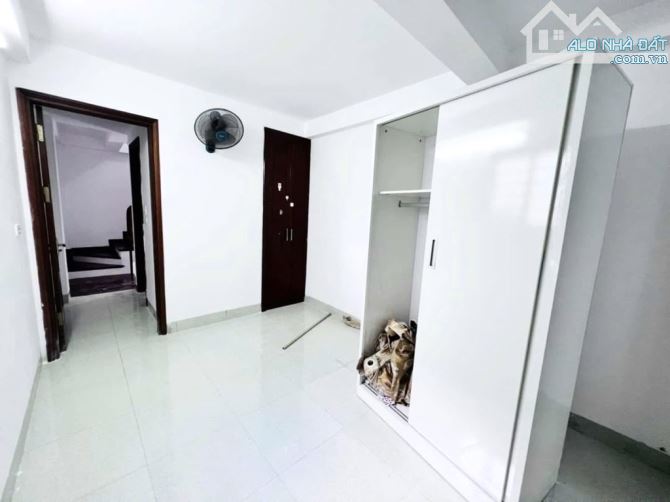 🏠 p/lô Đường láng 2 mặt thoáng 1 bước ra ô tô tránh VÍP DT22m-5t-MT3m giá chỉ 5xx tỷ - 3