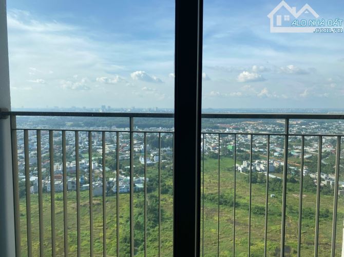 Bán căn hộ hoa hậu 3PN (Vinhome Grand Park), Hiếm view Penthouse, 81m2, nhỉnh 3 tỷ - 3