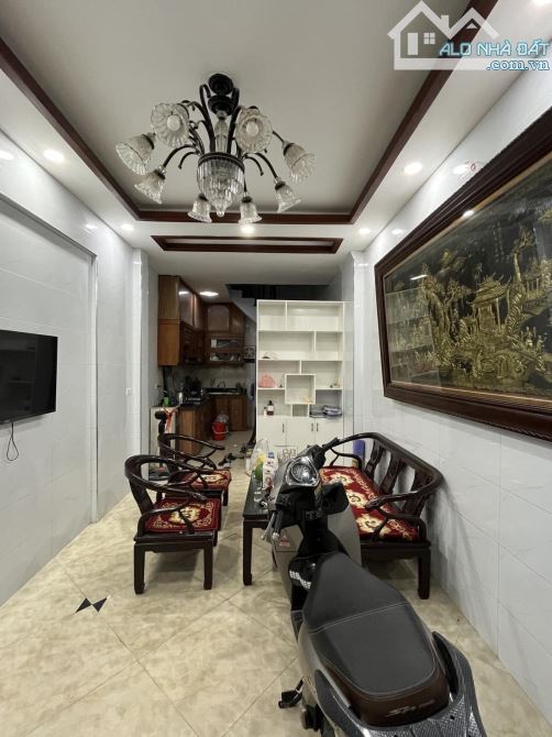 Bán nhà Đê Trần Khát Chân 32m2 - 5 tầng - giá 5.25 tỷ  ✅Nhà đẹp dân xây chất lượng, vài bư - 3