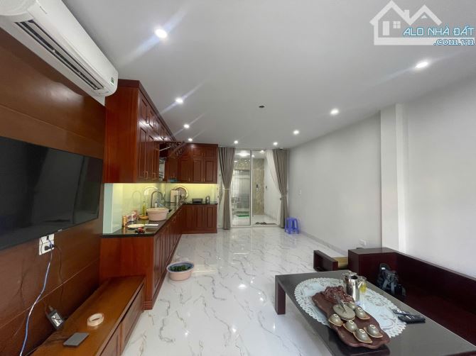 Cho thuê nhà riêng Cự Lộc - Nguyễn Trãi, Thanh Xuân, DT 118m, 6 tầng, thang máy, thông sàn - 3