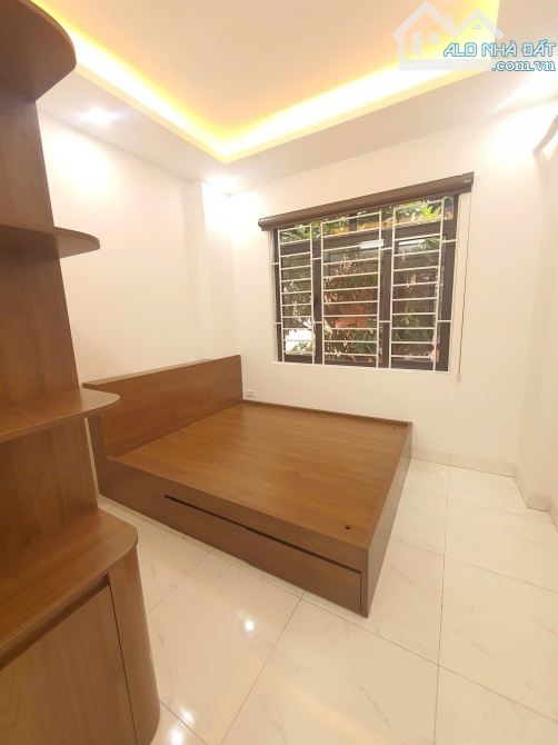DIỆN TÍCH RỘNG - XÂY ĐƠN LẬP - Ô TÔ ĐỖ CỬA - 3