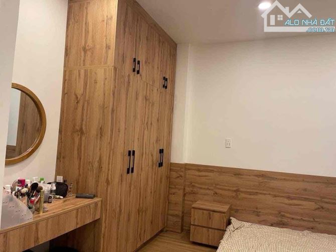 Bán nhà 3 tầng, mới đẹp, 80m2, ngay khu vực sầm uất Hà Huy Tập. - 3