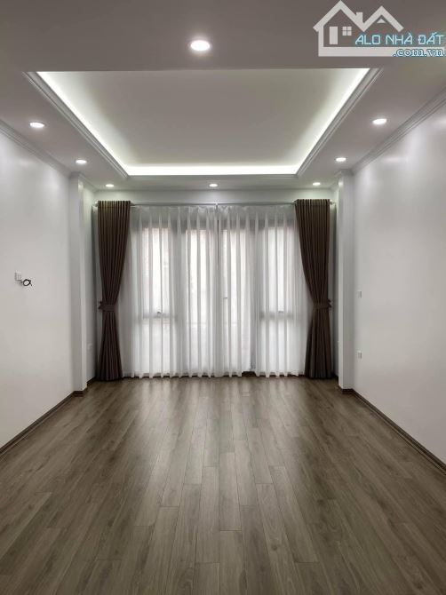 5.3 tỷ hộ Khẩu đại Mỗ - cạnh AeoMall - 35m2 x 5 tầng - Fujj nội thất ở luôn - 5m hồ ôtránh - 3