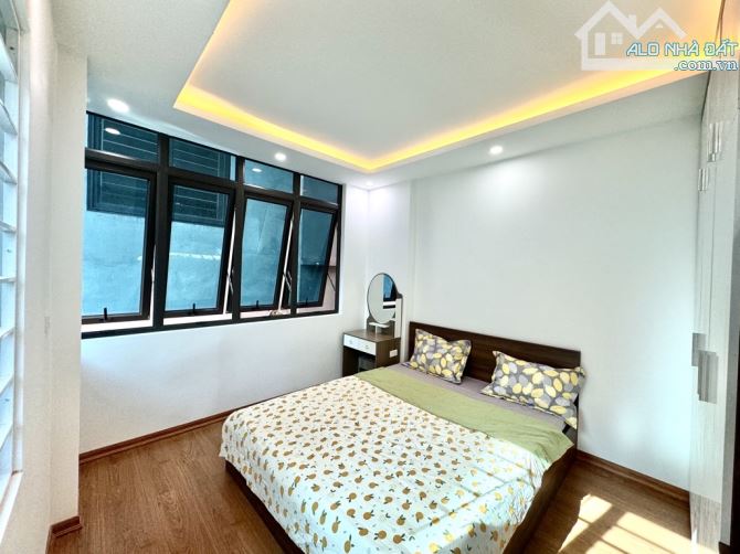 Bán nhà 6 phòng ngủ 36m2 phố Khương Trung, Thanh Xuân - 3