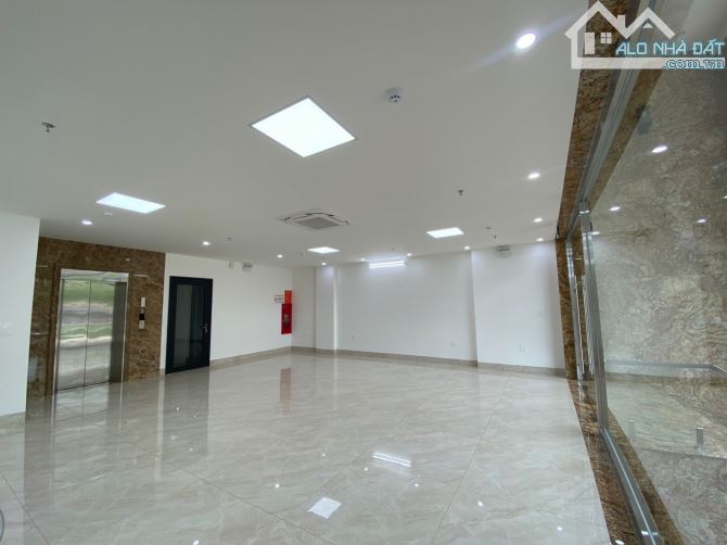Cho thuê nhà riêng Cự Lộc - Nguyễn Trãi, Thanh Xuân, DT 118m, 6 tầng, thang máy, thông sàn - 4