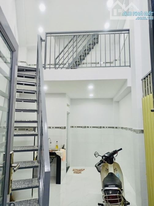 (TÂN BÌNH) P10 - NI SƯ HUỲNH LIÊN 17M2 - 2 TẦNG - MỚI Ở NGAY - NHỈNH 2 TỶ - 4