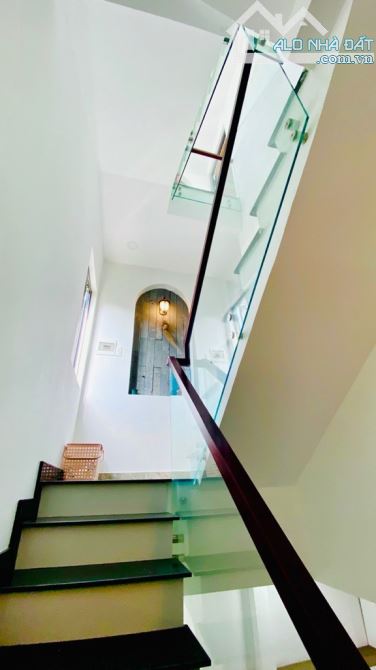 SIÊU PHẨM MẶT TIỀN ĐHT 23 NGUYỄN VĂN QUÁ ,NGAY GIÁO XỨ CHỢ CẦU,TIỆN ÍCH BỦA VAY NHỈNH 5 T - 6