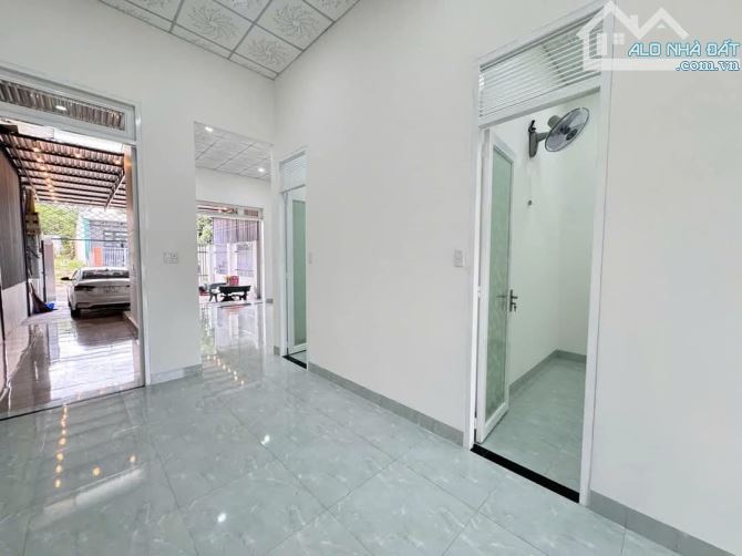 🏡🏡NHÀ ĐẸP NGAY CỔNG CHÀO THÔN 8  ĐƯỜNG  PHẠM NGŨ LÃO NỐI DÀI GIÁ RẺ BÈO - 6