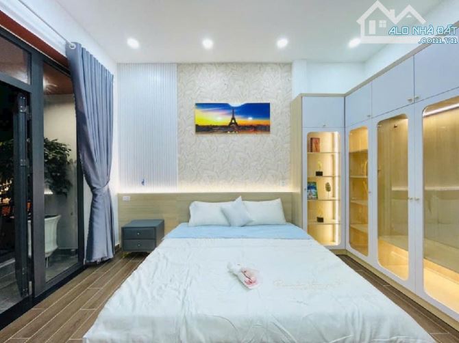 🏠🏠 NHÀ ĐẸP - NỞ HẬU - RỘNG RÃI THOÁNG MÁT - XE HƠI ĐỖ CỬA - PVCHIÊU, P14, GV - 6